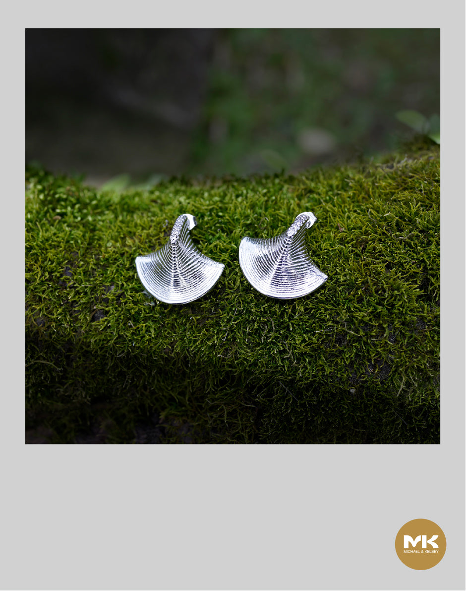 扇貝型鑲鑽耳環(銀)